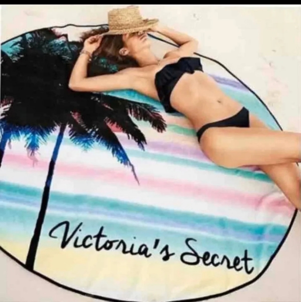 Victoria Secret beach towel oversized round shape